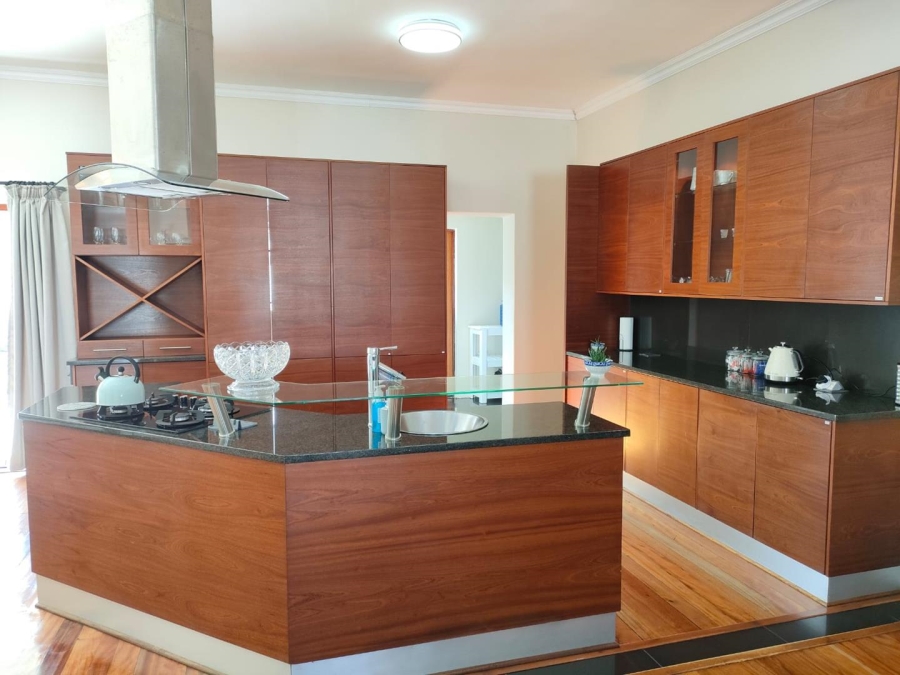 5 Bedroom Property for Sale in Mill Park Eastern Cape